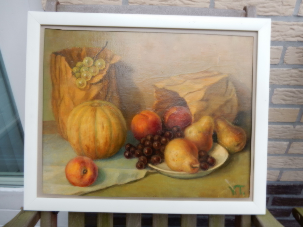 onbekende schilder,olieverf op plaat,stilleven met fruit en zakjes kopen? Bied vanaf 125!