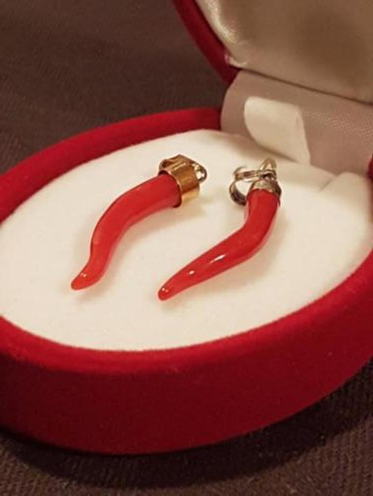 Hoorn koraal  2 pz kopen? Bied vanaf 15!