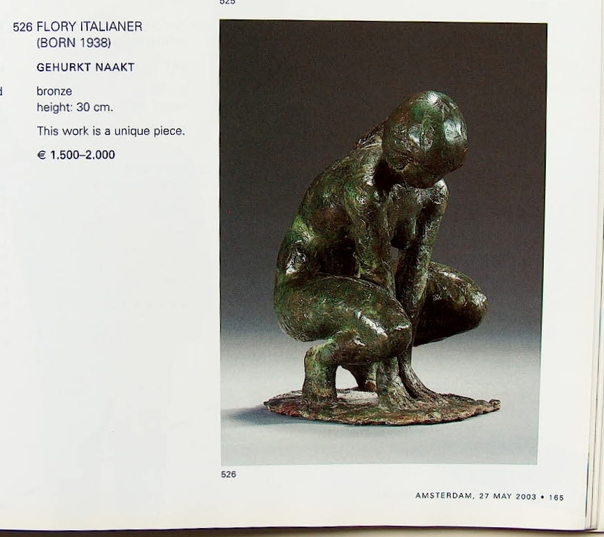 Flory Italianer (1939 - 2009) - gehurkt naakt - brons  kopen? Bied vanaf 1200!