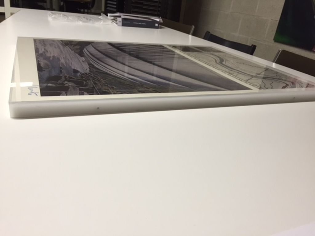 Christo - Over The River  kopen? Bied vanaf 450!