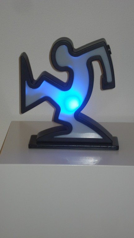 Lamp La Linea, Osvaldo Cavandoli kopen? Bied vanaf 65!