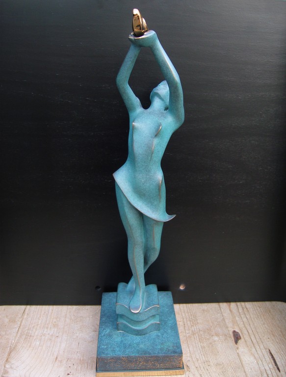 Onbekende kunstenaar: Zeer fraai beeld "vrijheid". verkocht voor € 225!