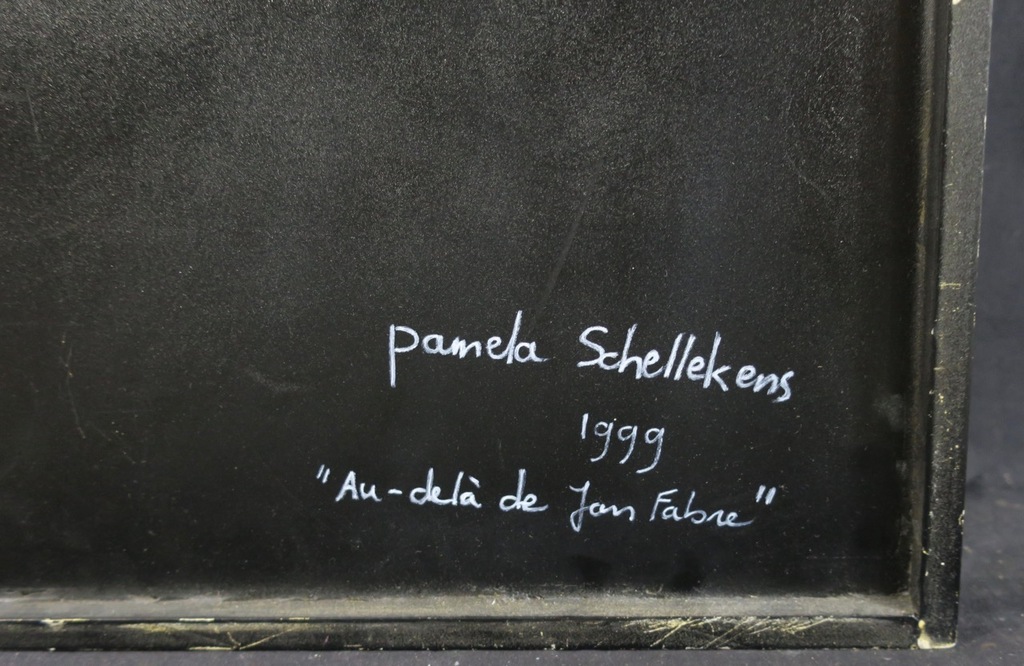 Pamela Schellekens: Wandelend blad op foto, Niet voor elke tijd - Ingelijst kopen? Bied vanaf 70!