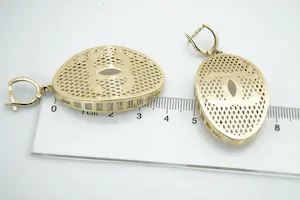 NV86-  Opvallend groot paar 14krt gouden oorclips - opengewerkt model kopen? Bied vanaf 325!