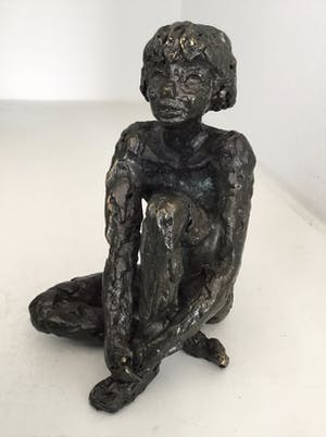 Astrid Veldhuyzen-Koppen - Sculptuur “ In gedachten “ kopen? Bied vanaf 45!