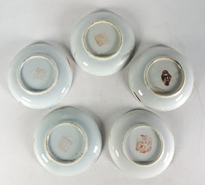 Curiosa - Lot van vijf Chinees porseleinen schaaltjes van rond 1900 kopen? Bied vanaf 1!