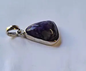 zilveren hanger met zeldzame Sugiliet kopen? Bied vanaf 65!