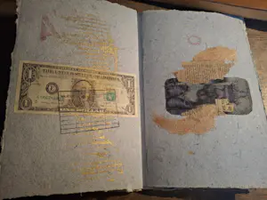 Bé Birza - Boek in leistenen omslag met 10 collages in gemengde technieken (origineel) kopen? Bied vanaf 120!