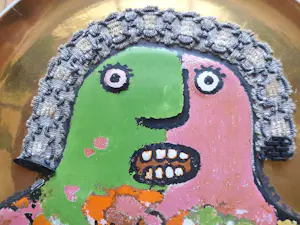 Enrico Baj - Porselein (Franco Pozzi) bord - " L'Ultimo dei Generali"- Diameter 31 cm kopen? Bied vanaf 495!