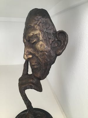 Astrid Veldhuyzen-Koppen - Sculptuur “ De overdenking “ 35 cm hoog ! kopen? Bied vanaf 115!