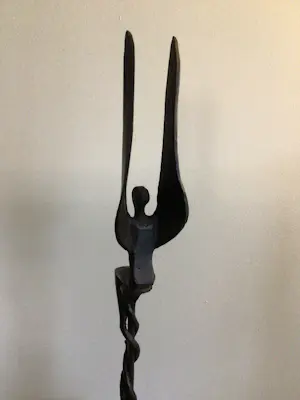 Klaas van den Berg - Sculptuur “ Godin Athena “.. kopen? Bied vanaf 135!