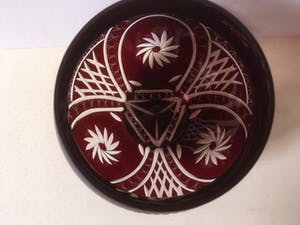 Niet of onleesbaar gesigneerd - Art Deco Robijnrode hand geslepen vaas kopen? Bied vanaf 1!