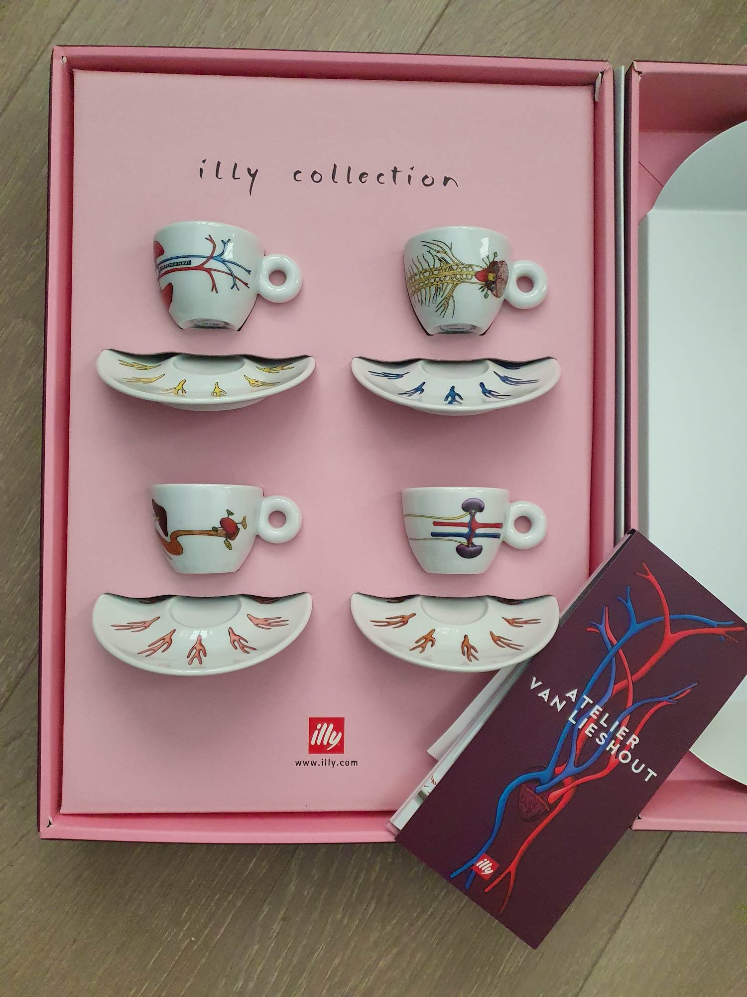 Joep van Lieshout - ILLY Art Collection kopen? Bied vanaf 475!