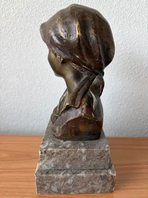 Giovanni De Martino - Bronzen zeer oude buste vrouw kopen? Bied vanaf 150!