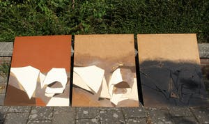 Fon Klement - Gemengde techniek op board (115 x 90 cm), Déploiement (‘Inzet’) – 1977 kopen? Bied vanaf 225!