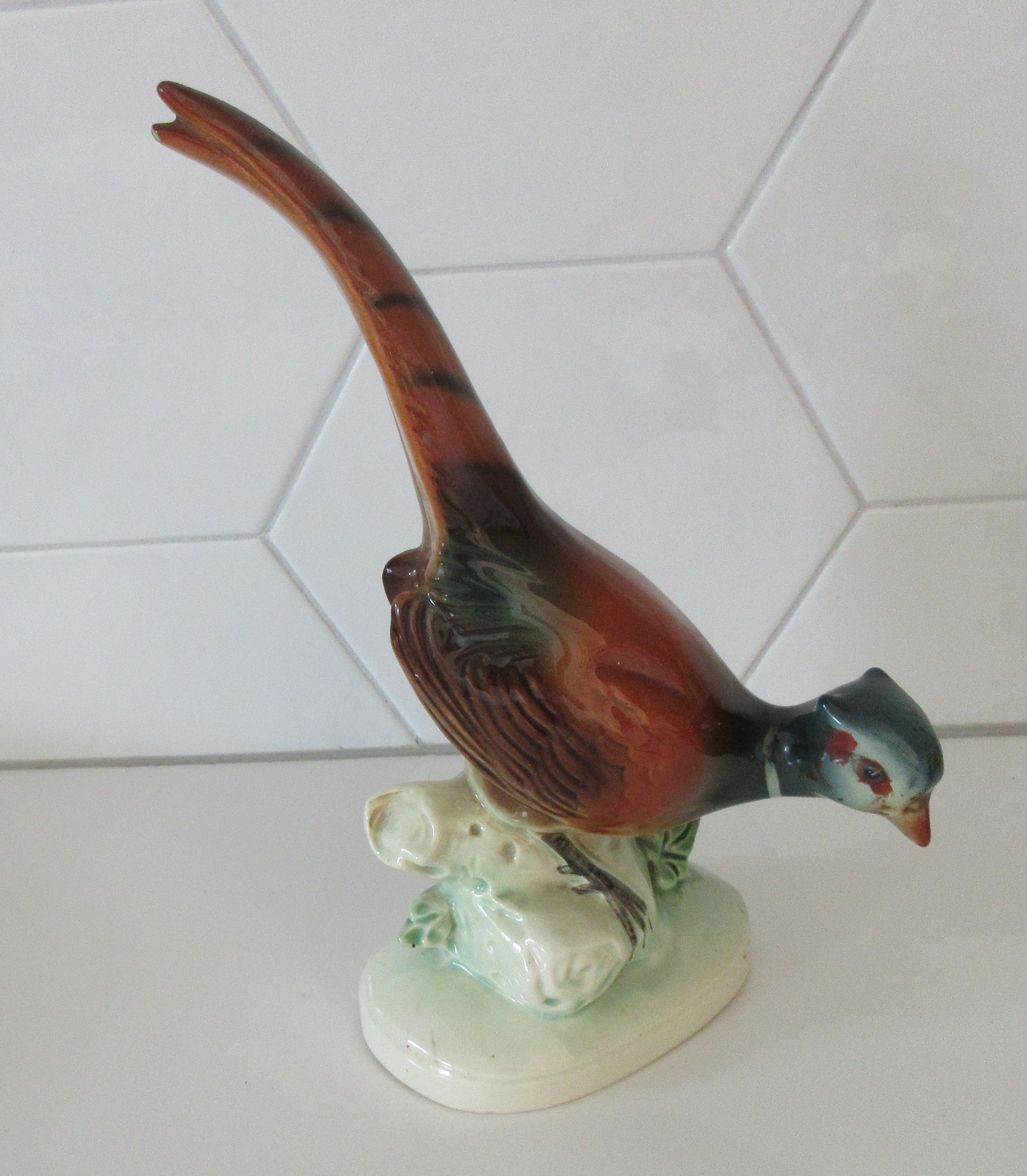 Niet of onleesbaar gesigneerd - Art deco aardewerken plastiek van een fazant kopen? Bied vanaf 1!