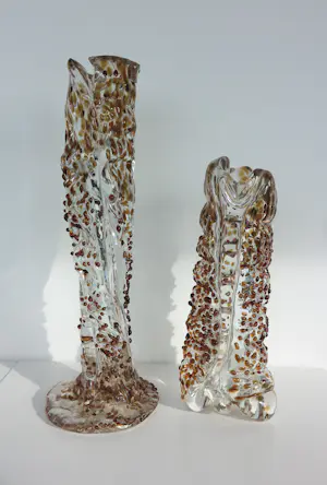 Bernard Heesen - de Oude Horn / Twee unieke en grote rood-bruin gespikkelde vazen kopen? Bied vanaf 350!