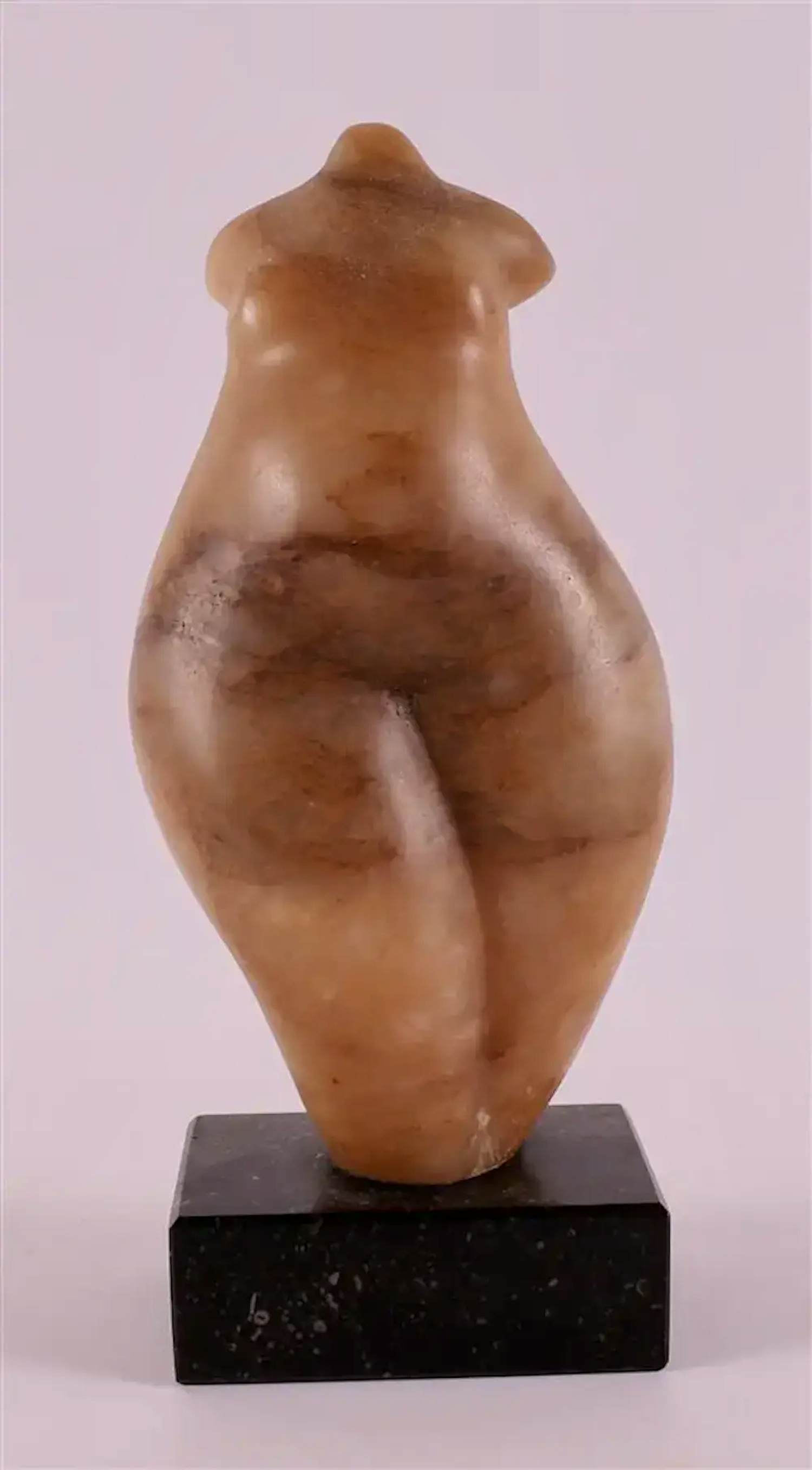 Monica van Dael - Beeld: Albasten torso op natuurstenen basement kaufen? Bieten Sie von 375!