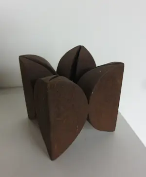 Ida De Roy - Paul Beckers, en anderen! 7 kunstwerken in houten kistjes in diverse technieken kopen? Bied vanaf 350!