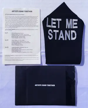 Jenny Holzer - LET ME STAND – BANDANA kopen? Bied vanaf 100!