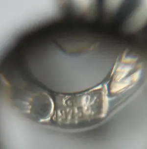 Internationaal Zilver - 925 - grote hanger barnsteen in florale setting kopen? Bied vanaf 90!