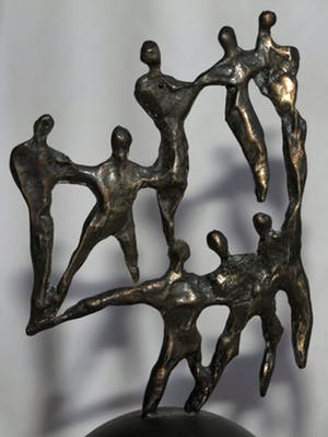 Corry Ammerlaan - Corry Ammerlaan? - Beeldje op ronde sokkel , “Acrobaten” kopen? Bied vanaf 1!