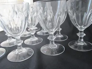 Niet of onleesbaar gesigneerd - 10 kristallen water glazen kopen? Bied vanaf 1!