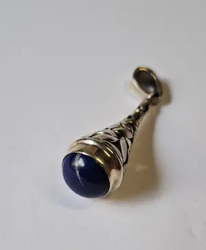 Zilveren Byzantijnse Bungel hanger , met  lapis lazuli kopen? Bied vanaf 60!