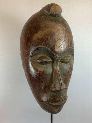 Chokwe - 210234 - Old Tribal used Chokwe mask - Congo kopen? Bied vanaf 35!