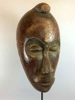 Chokwe - 210234 - Old Tribal used Chokwe mask - Congo verkocht voor € 35!
