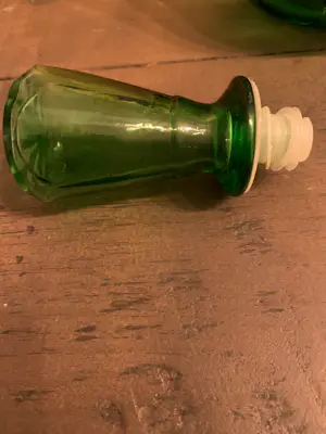 Empoli Glas - Vintage dimpled green kristallen wijnkaart, Empoli ‘Genie’ bottle. kopen? Bied vanaf 55!