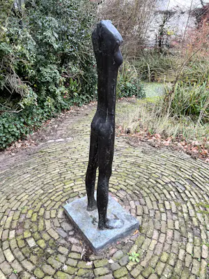 Paul de Swaaf - mooi beeld van vrouw uitgevoerd in brons kopen? Bied vanaf 2000!