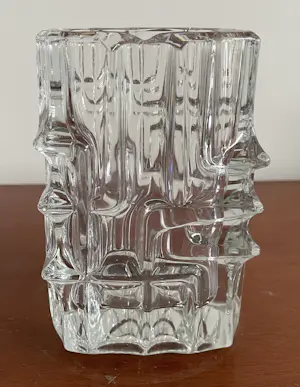 Vladislav Urban - Brutalistische glazen vaas 1960s uitgevoerd voor Sklo Union kopen? Bied vanaf 35!