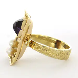 14k geel gouden ring bezet met parels en amethist – ringmaat 17(53) kopen? Bied vanaf 510!