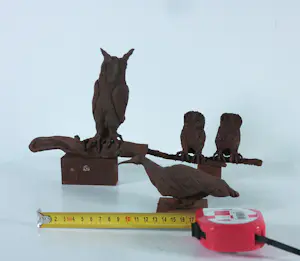 Paul Beckers - Drie sculpturen van ijzer en terracotta, Vogels (Ibis, Oehoe en uiltjes) + boek! kopen? Bied vanaf 250!