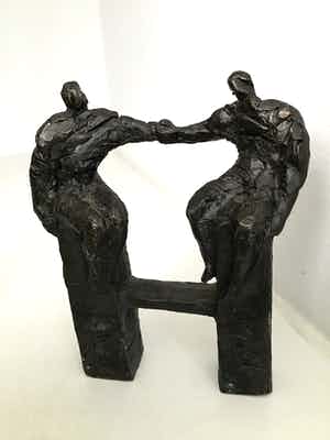 Bernadette Leijdekkers - Sculptuur “ Verbondenheid “ verkocht voor € 65!
