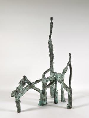 Ad Arma - Abstract bronzen bouwwerk kopen? Bied vanaf 500!