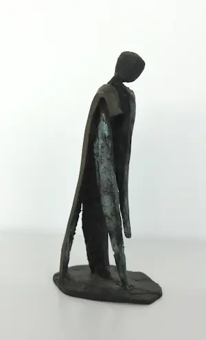 Renee van Leusden - Brons, Staand figuur + boek! kopen? Bied vanaf 150!