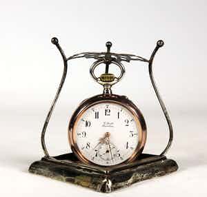 IWC - (Rosé verguld) zilver, Zakhorloge met houder verkocht voor € 750!