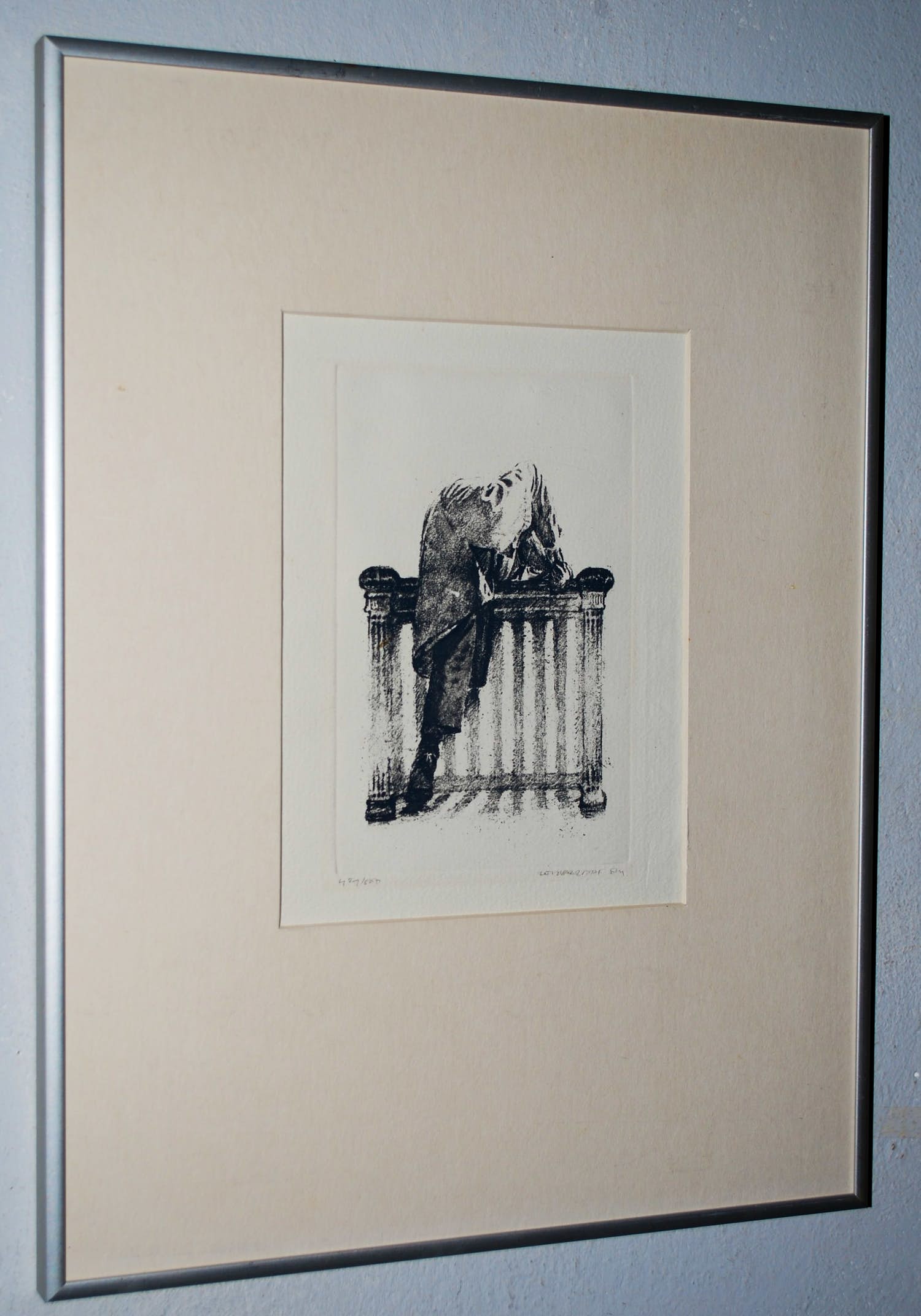 Hans Leyerzapf - Man klimt over een balustrade - ets verkocht voor € 75!