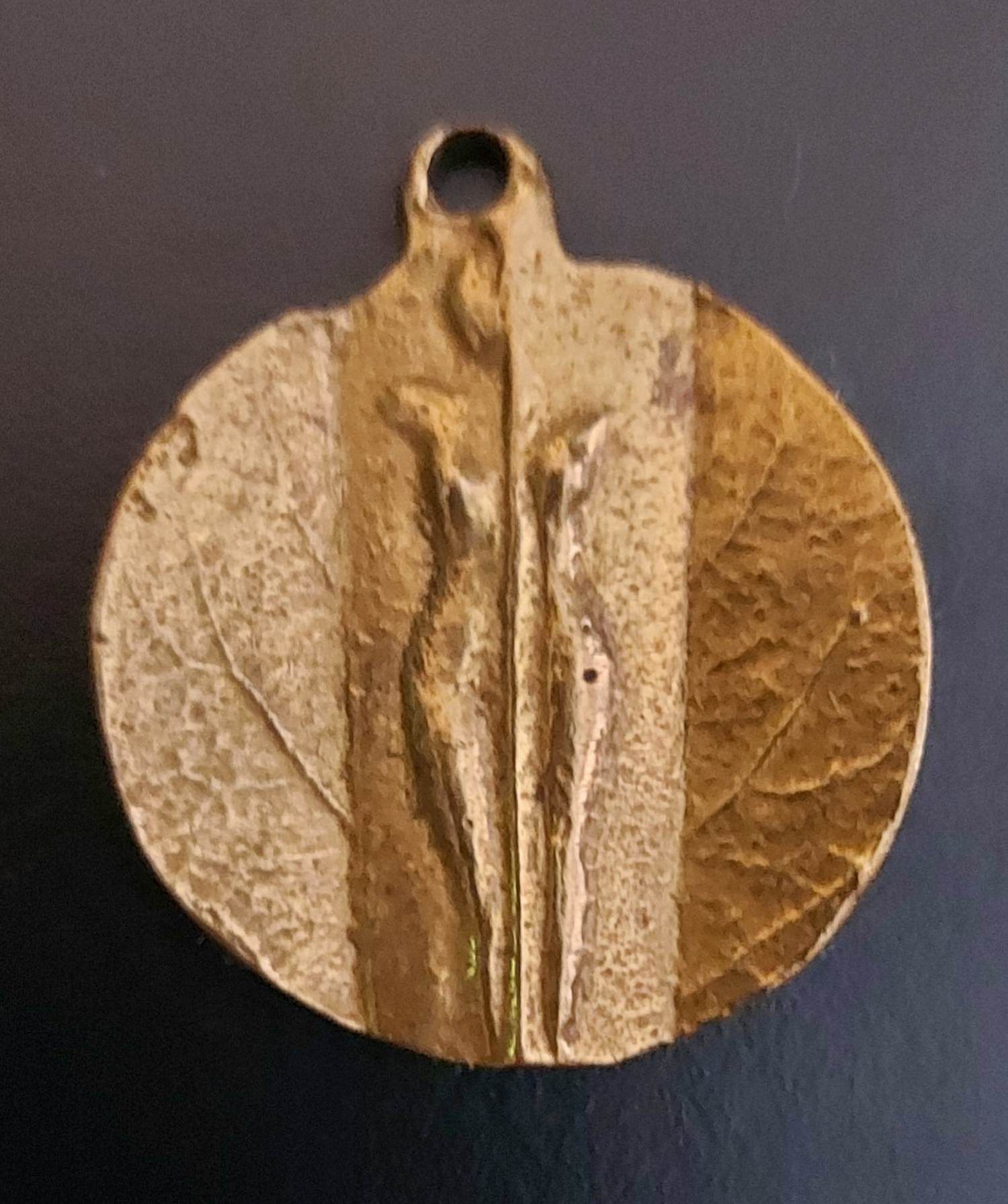 Jana Paroubek - Bronzen hanger (sieraad) verkocht voor € 195!