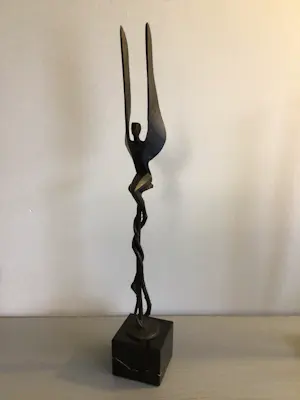Klaas van den Berg - Sculptuur “ Godin Athena “.. kopen? Bied vanaf 135!