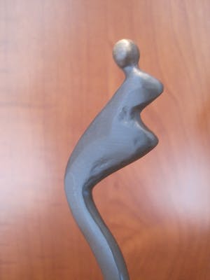 Corry Ammerlaan - 3 Sculpturen Sanquin op sokkel kopen? Bied vanaf 45!