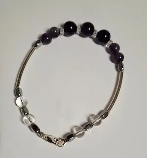 Nieuwe zilveren armband met Amethist edelsteen en bergkristal kopen? Bied vanaf 70!
