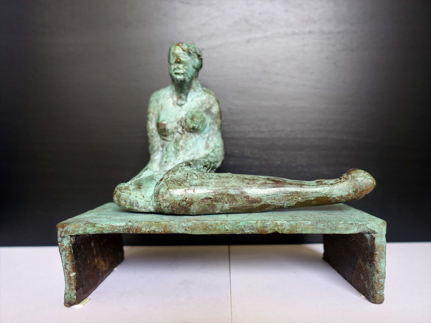 Sjer Jacobs - liggend naakt in BRONS kopen? Bied vanaf 325!