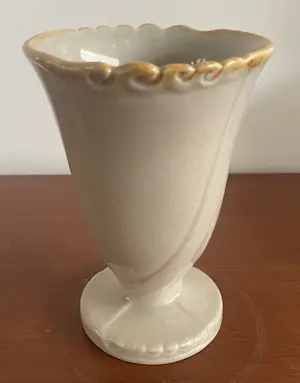 Keramiekfabriek Velsen - Art Deco vaas - KTP Velsen - 175 - Gemerkt - Kennemerland potterij kopen? Bied vanaf 40!