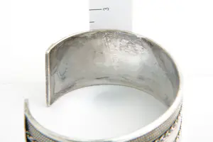 90- massief 1e gehlt zilveren open/klem  armband - bewerkt model kopen? Bied vanaf 60!