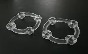 Pukeberg Glass - TWEE RINGVORMIGE GLAZEN KAARSENHOUDERS kopen? Bied vanaf 45!