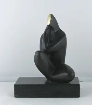 Gloria Pecego - Brons, Esperando kopen? Bied vanaf 250!