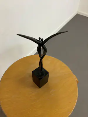 Corry Ammerlaan - Bronzen Beeldje Corry Amerlaan kopen? Bied vanaf 75!